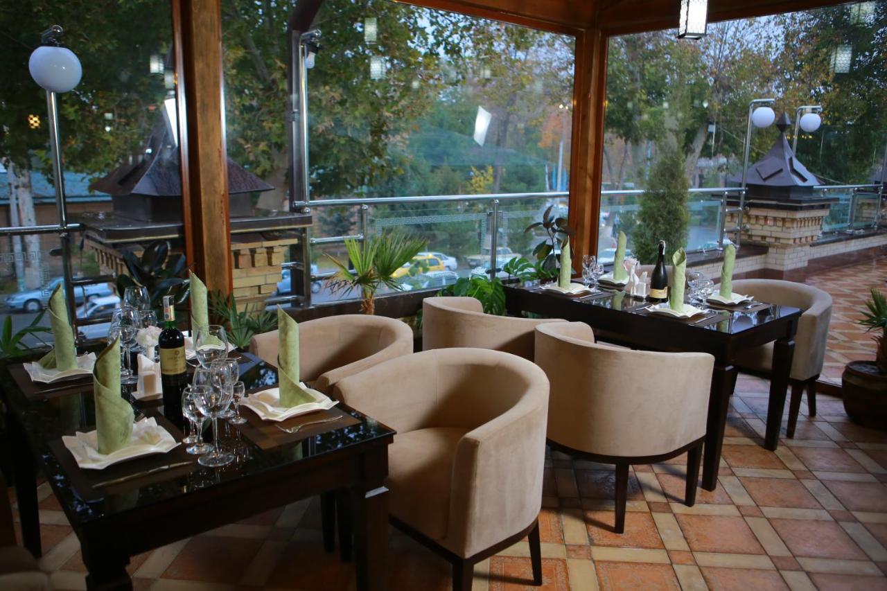 Boulevard Palace Hotel Samarkand Eksteriør billede